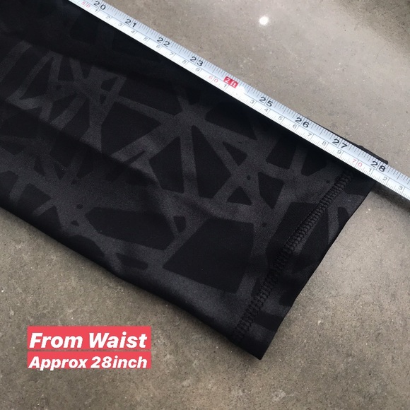 Old Navy Active Crop Leggings - Picture 7 of 8